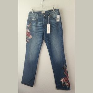 Driftwood NWT Embroidered Audrey High Rise Jeans Length 31 Waist 28